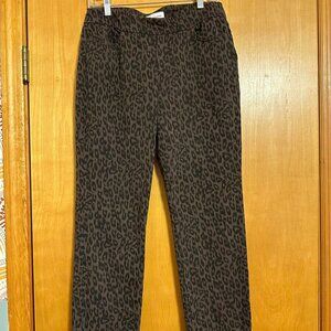Like new LIZ CLAIBORNE “classic” dress slacks pants  Leopard print size 6